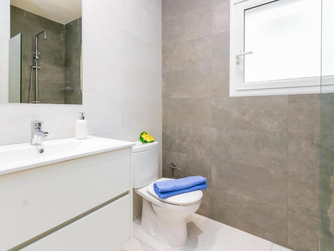 Apartment Velazquez-4 By Interhome Roses Ngoại thất bức ảnh